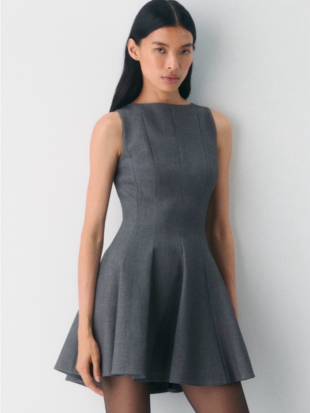 NWT Aritzia BABTON Proxy dress Sleeveless Dark Gray Fit-and-Flare Dress. Size 10